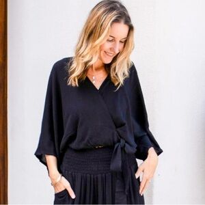 NWT! Bali Queen Krinkle Kimono Top, One Size